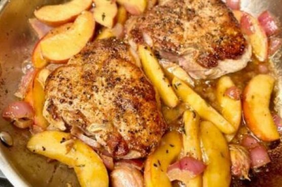 Pork Chops with Apple - a taste of fall in 30 minutes