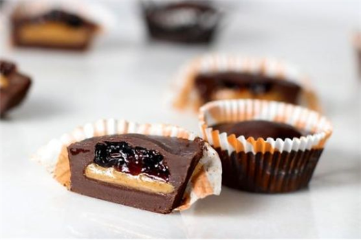 Chocolate PB & J Cups