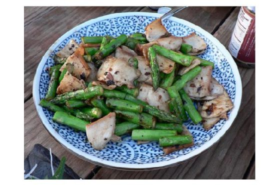 Asparagus Stir-Fry With Black Bean Sauce