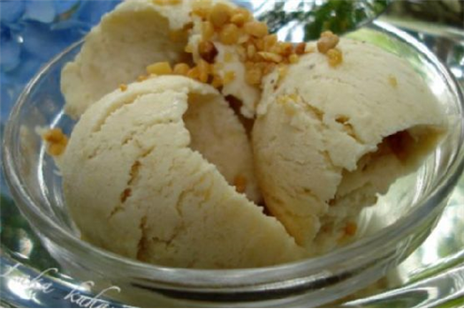 Banana in brown sugar ice cream