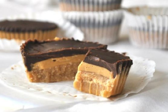 no-bake caramel reese's peanut butter cups