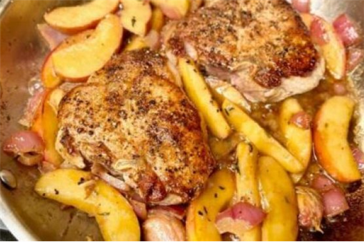 Pork Chops with Apple - a taste of fall in 30 minutes